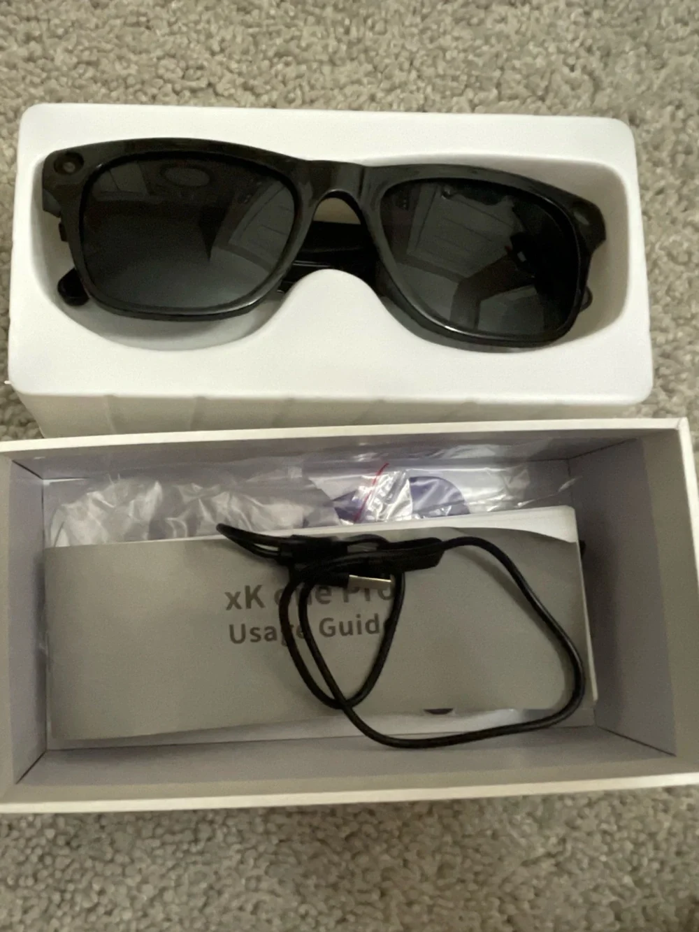 AR/VR Smart Glasses in Gray -